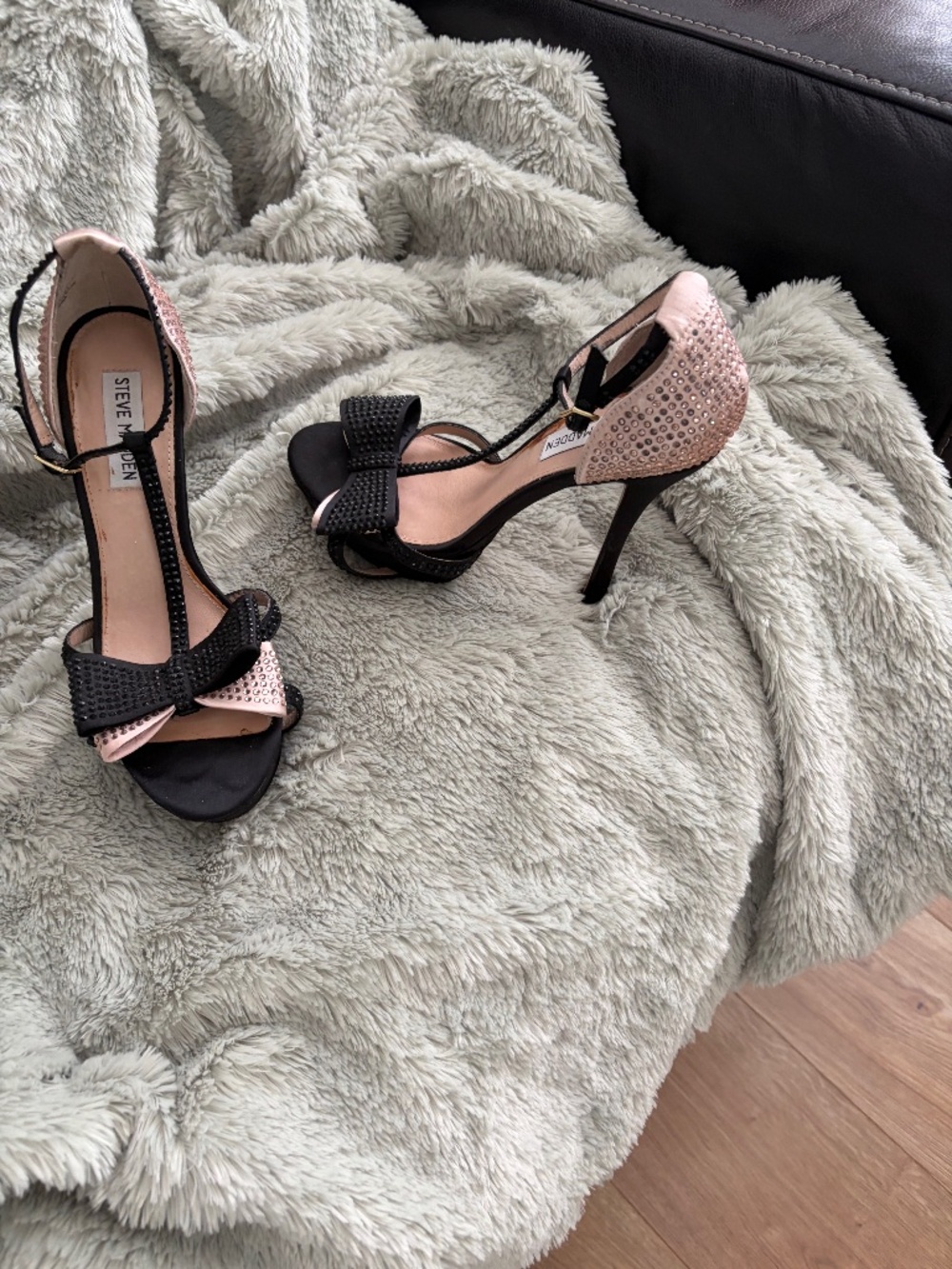 Steve Madden black and beige beaded stilettos